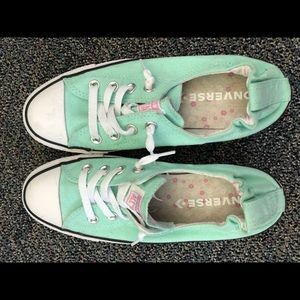 EUC mint green converse shoreline shoes